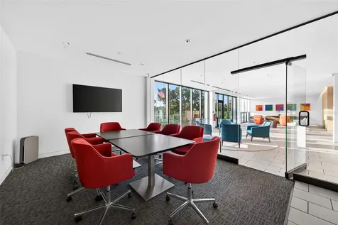 770 S Palm Avenue Sarasota FL 34236