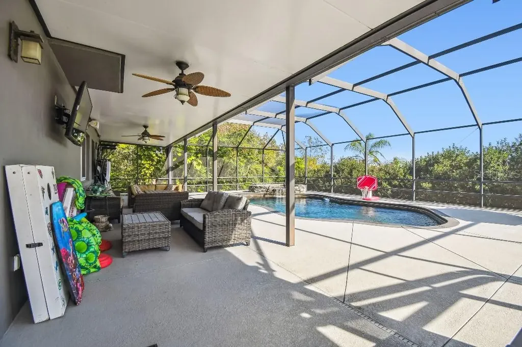 6408 Running Bear Drive Lakeland FL 33813