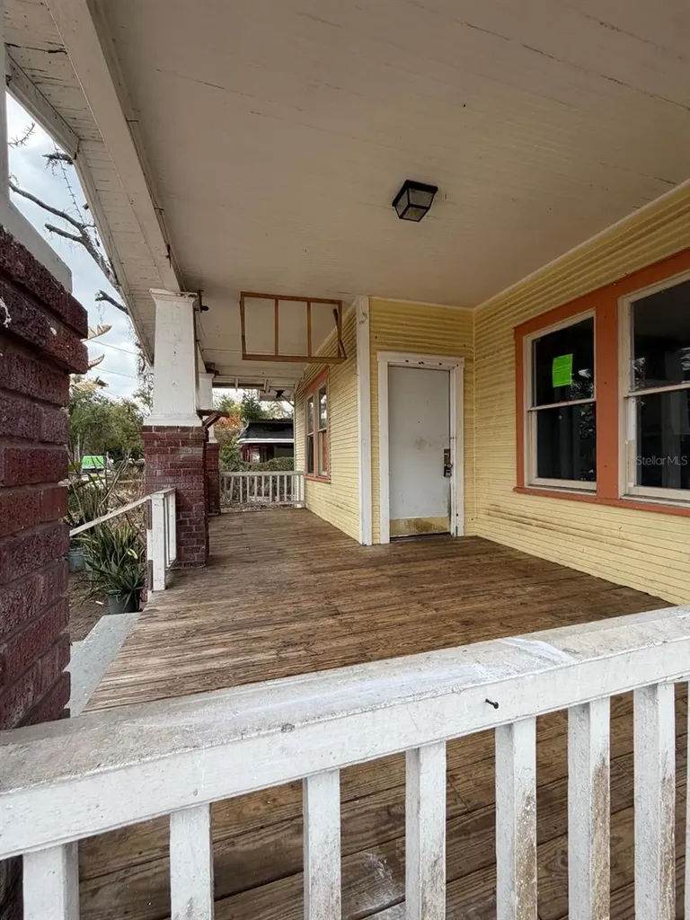 8216 N 14th Street Tampa FL 33604