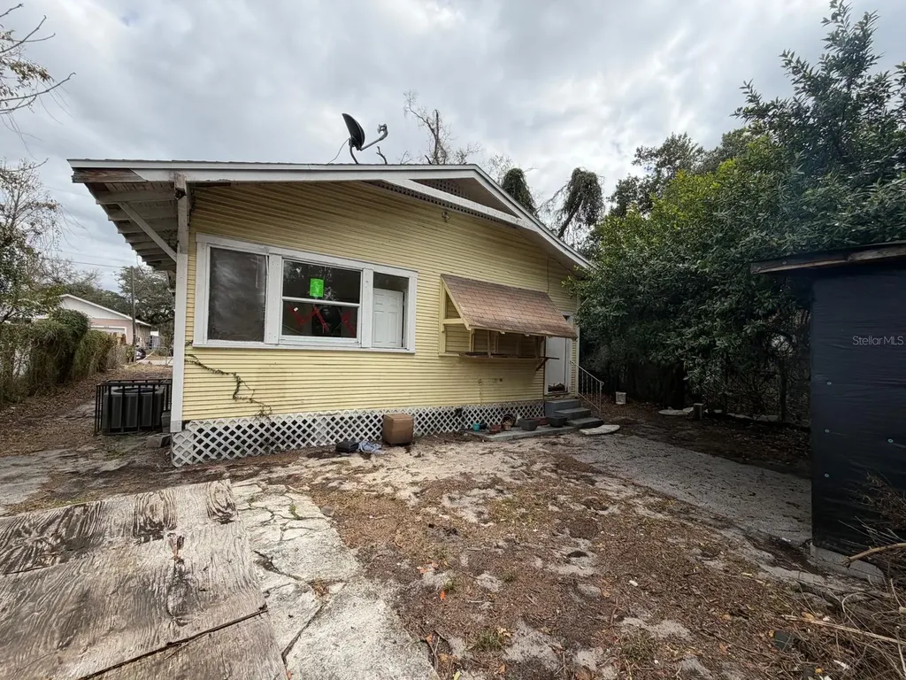 8216 N 14th Street Tampa FL 33604