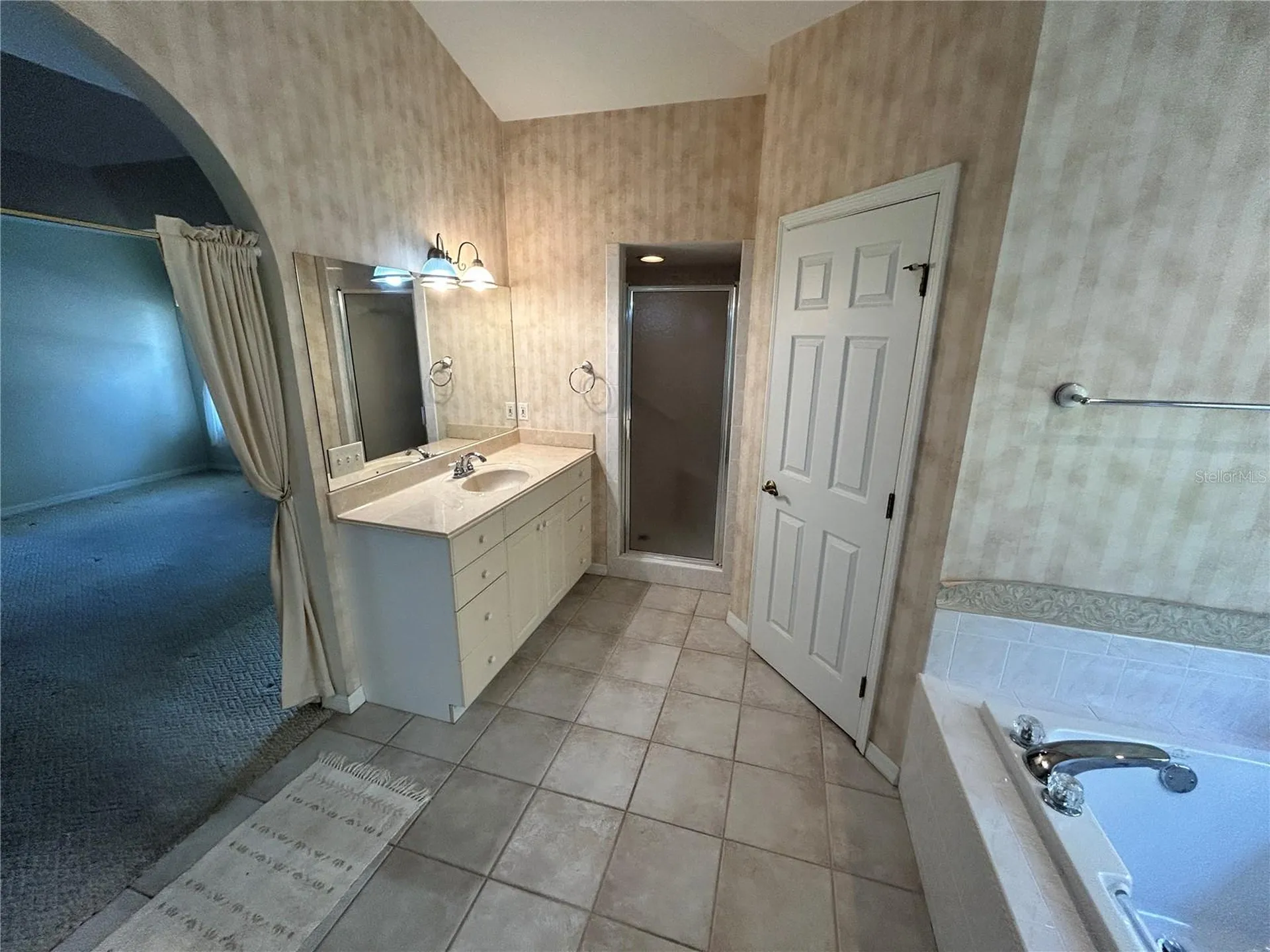 19112 NW 156th Avenue Alachua FL 32615