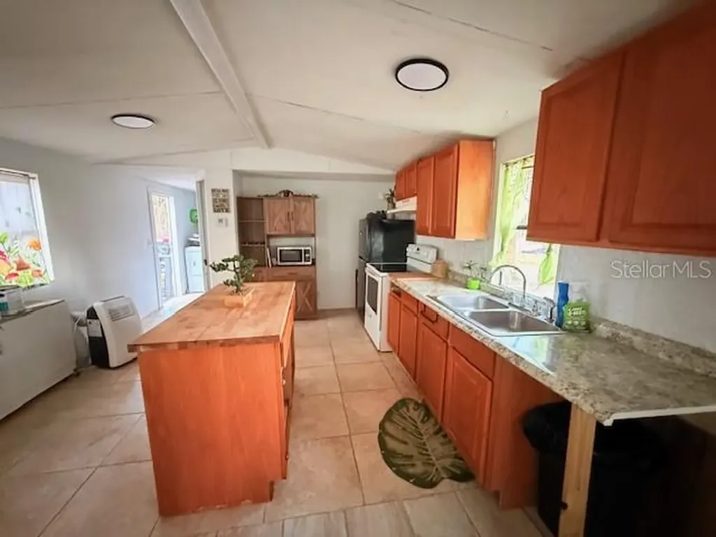 10297 SW 160th Street Dunnellon FL 34432