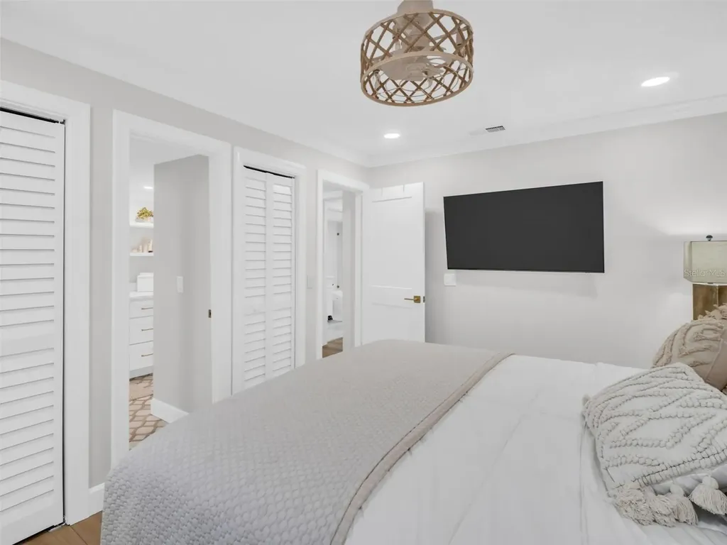 346 Moorings Cove Drive Tarpon Springs FL 34689