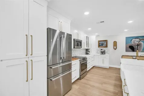346 Moorings Cove Drive Tarpon Springs FL 34689