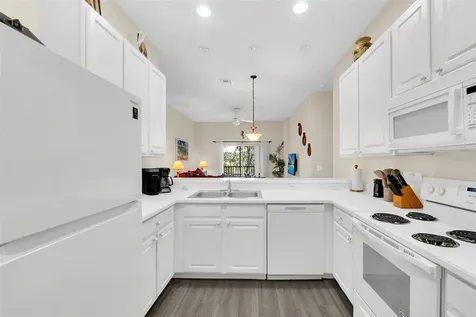 615 Lucaya Loop Davenport FL 33897