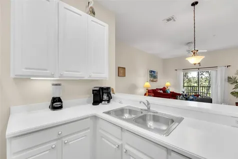 615 Lucaya Loop Davenport FL 33897