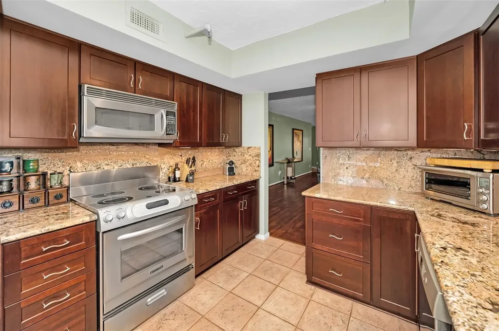 1660 Gulf Boulevard Clearwater Beach FL 33767