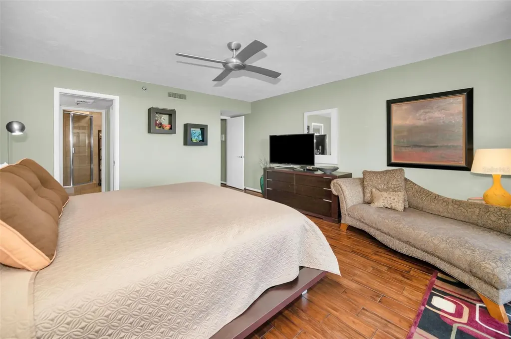 1660 Gulf Boulevard Clearwater Beach FL 33767