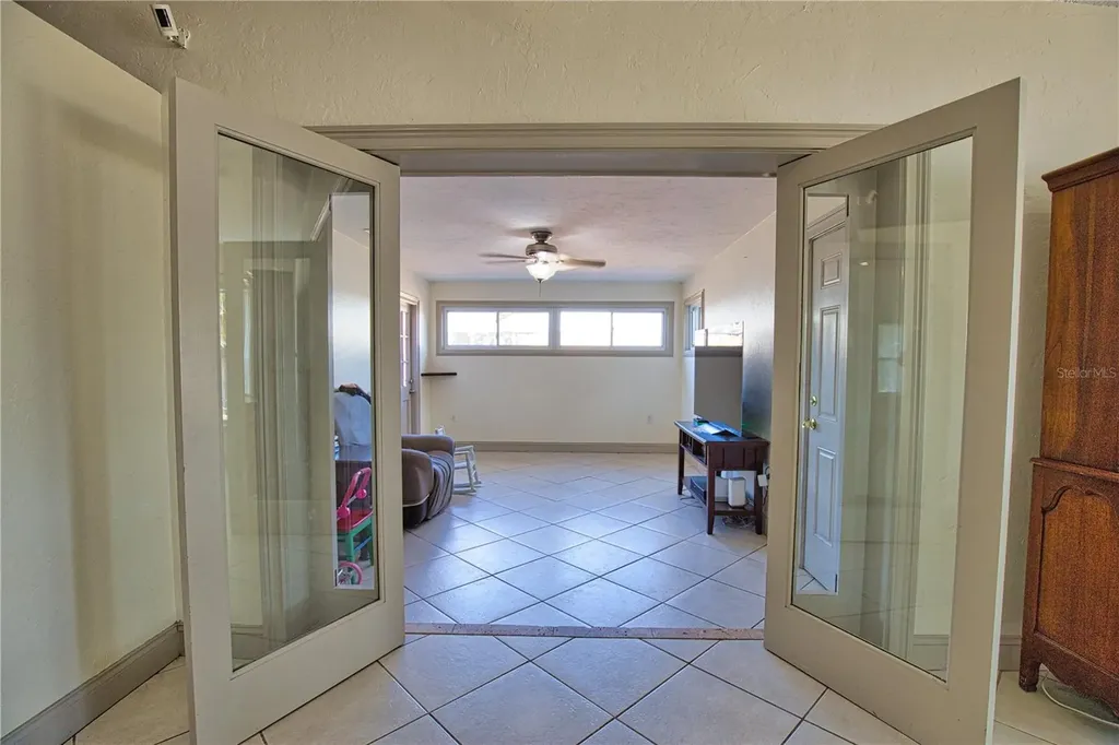 1937 Gold Avenue Sarasota FL 34235