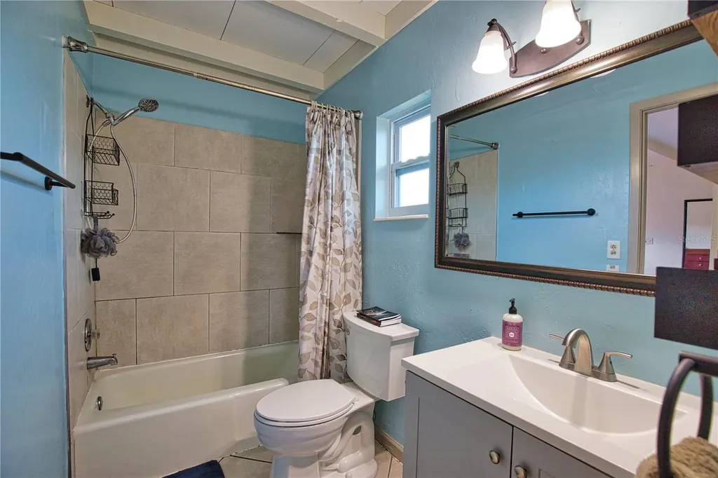 1937 Gold Avenue Sarasota FL 34235