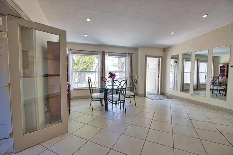 1937 Gold Avenue Sarasota FL 34235