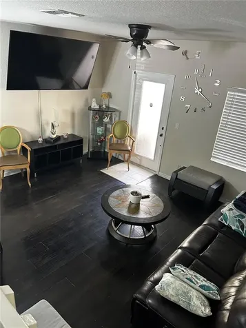 4455 Har Paul Circle Tampa FL 33614
