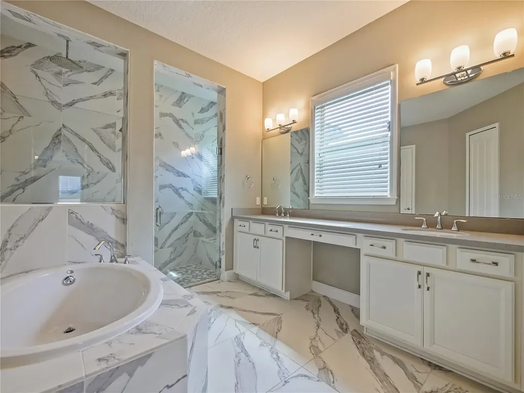 1115 Estancia Woods Loop Windermere FL 34786