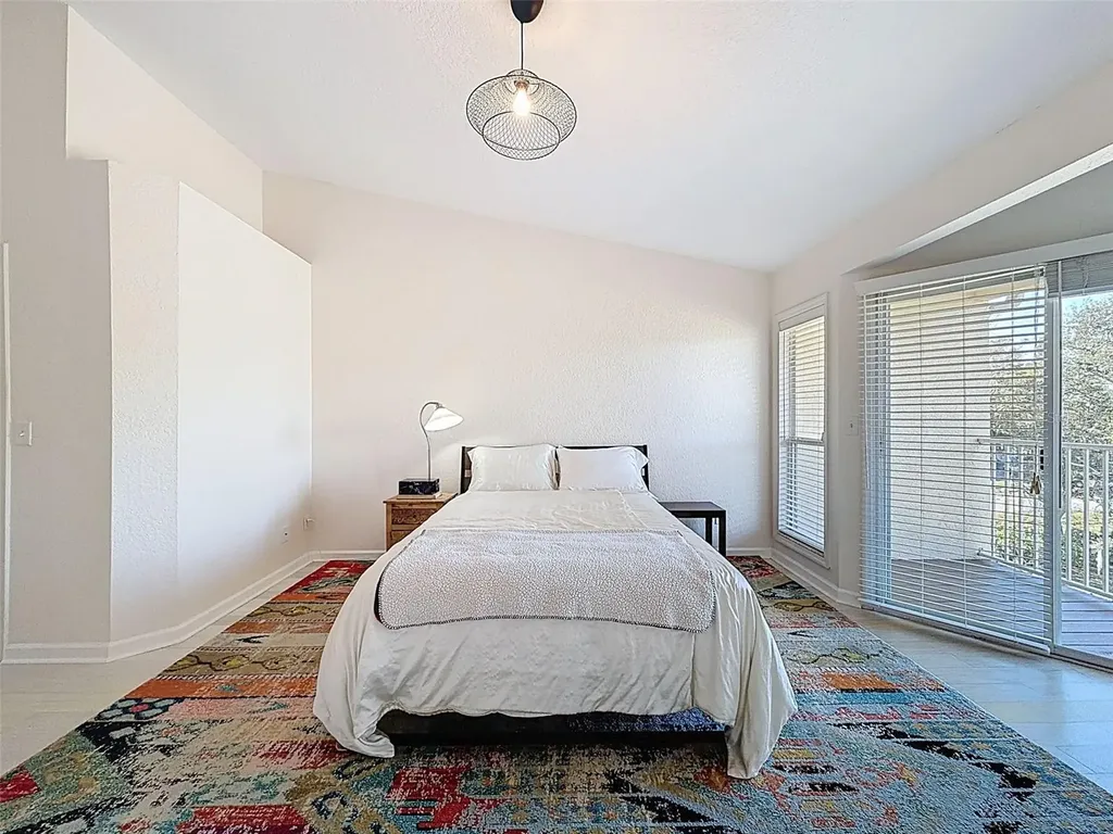 106 Brent Circle Oldsmar FL 34677