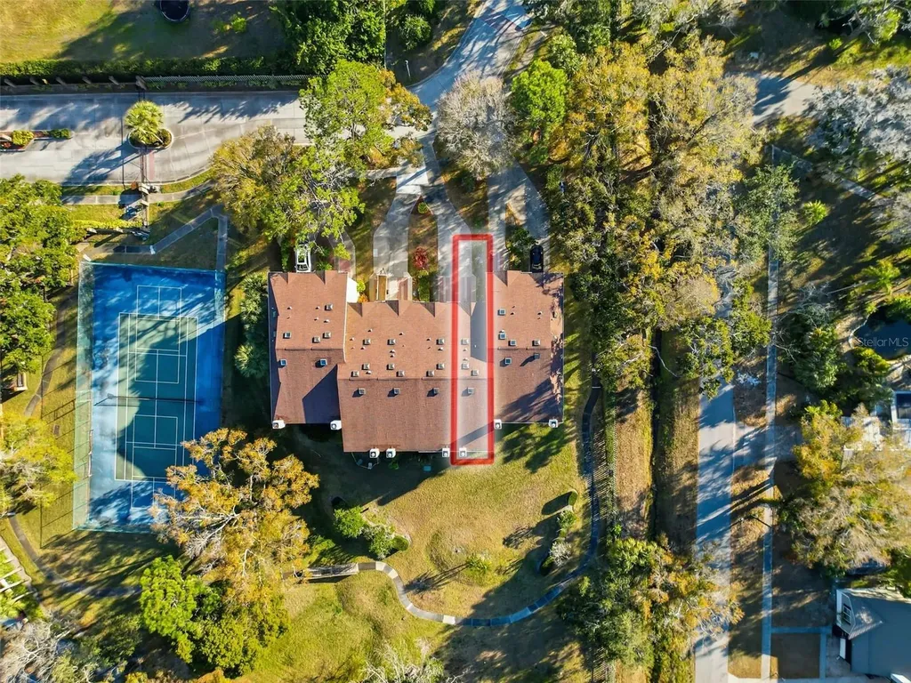 106 Brent Circle Oldsmar FL 34677