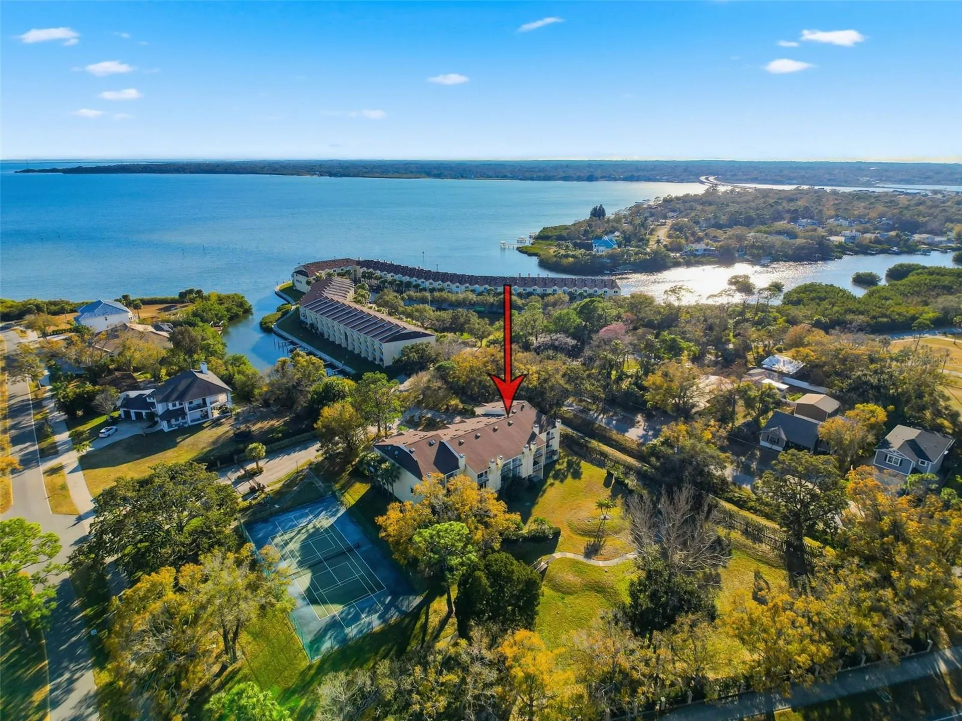 106 Brent Circle Oldsmar FL 34677