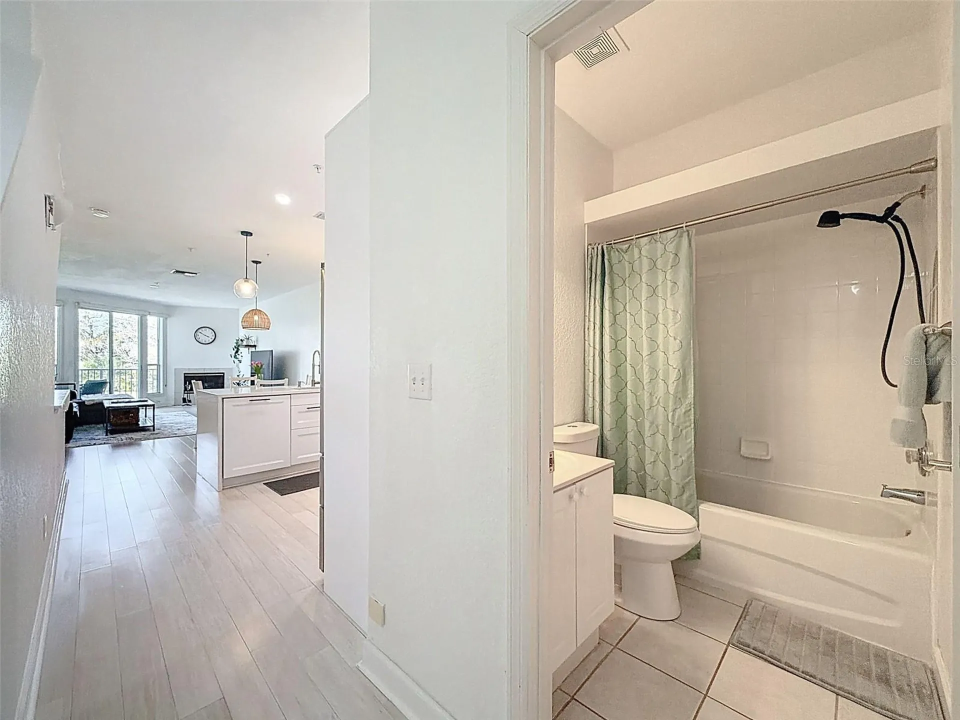 106 Brent Circle Oldsmar FL 34677