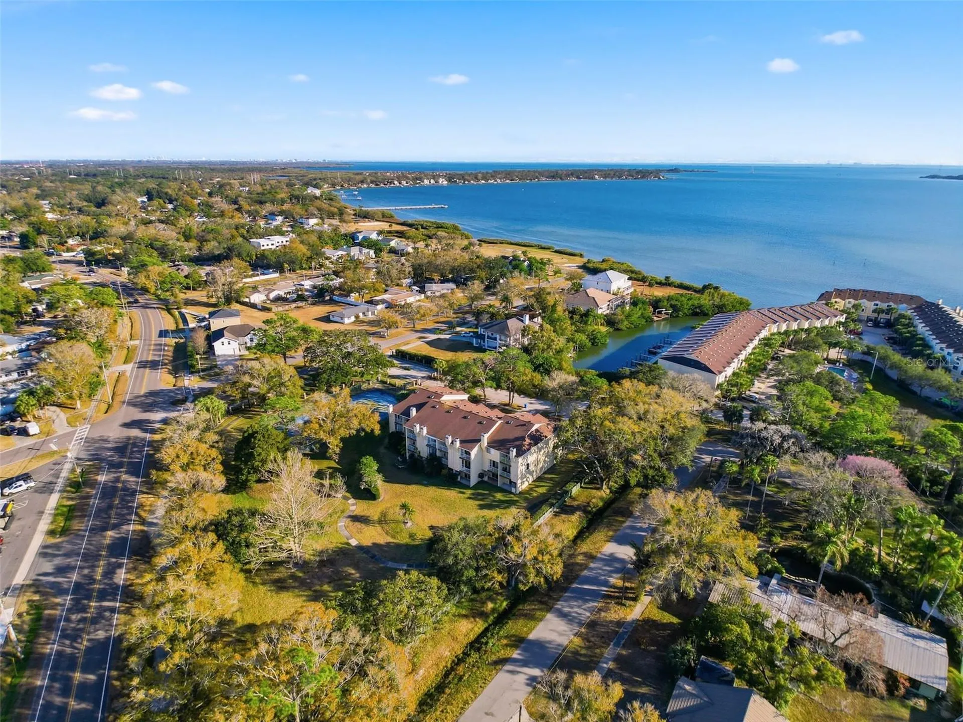 106 Brent Circle Oldsmar FL 34677