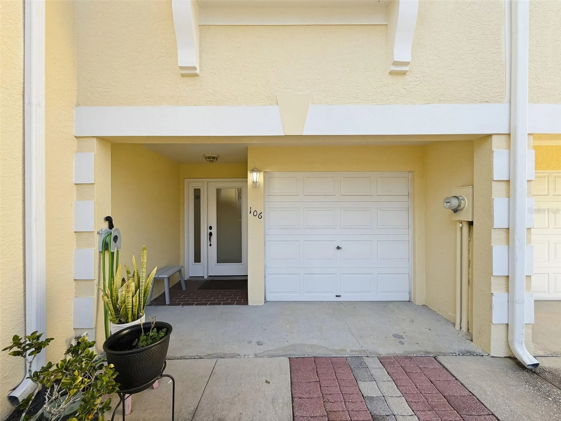 106 Brent Circle Oldsmar FL 34677