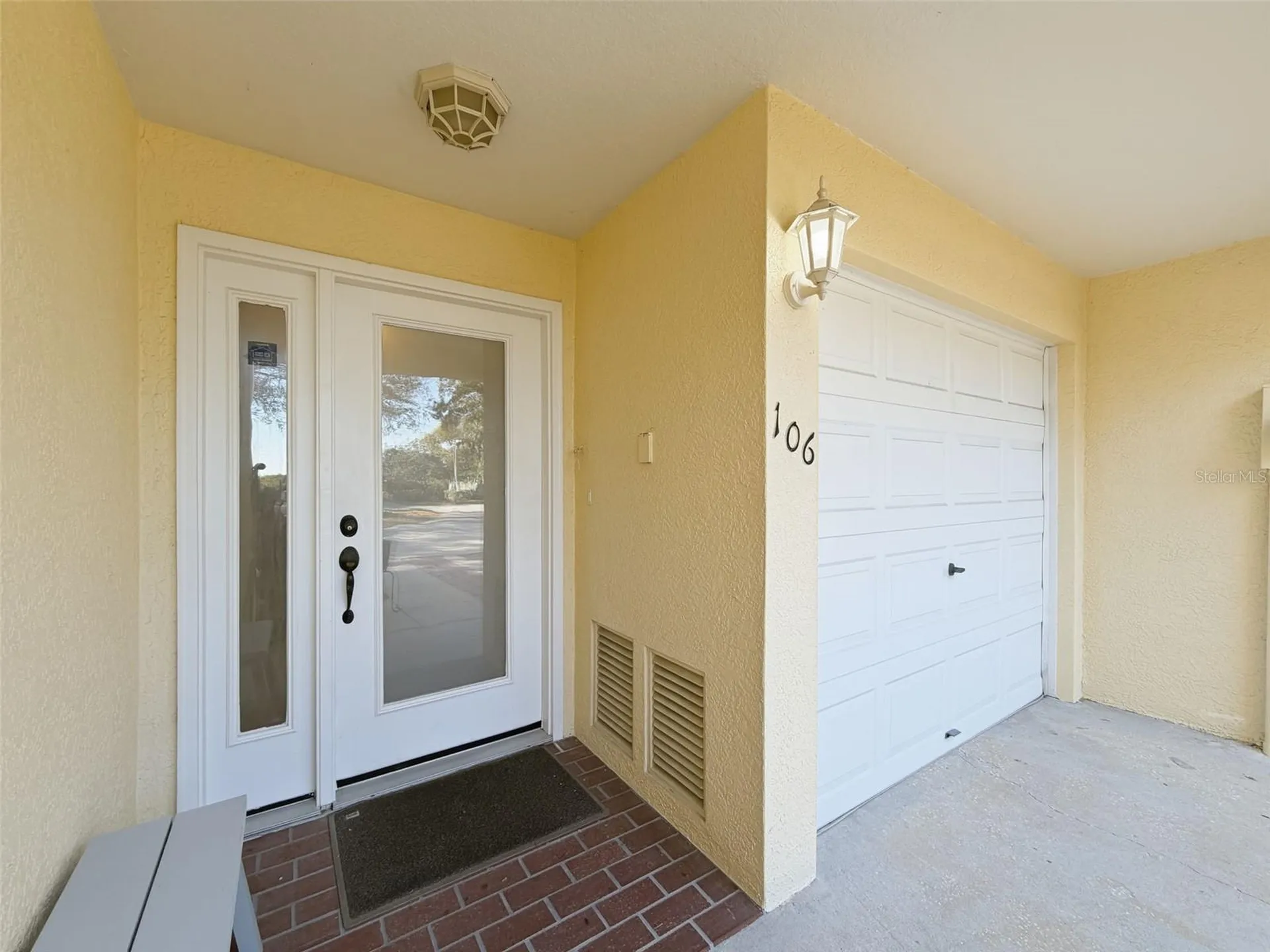 106 Brent Circle Oldsmar FL 34677