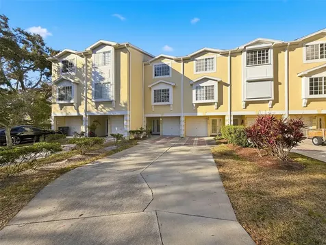 106 Brent Circle Oldsmar FL 34677