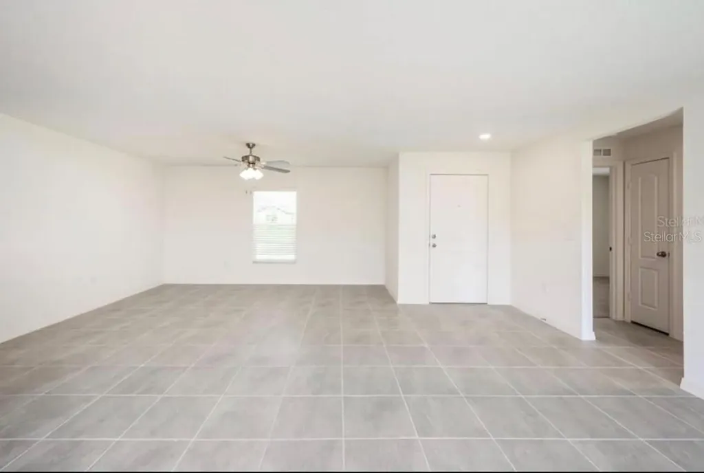 241 Gladiola Court Kissimmee FL 34759