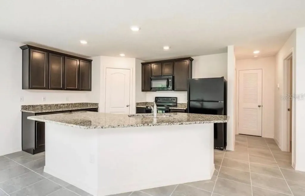 241 Gladiola Court Kissimmee FL 34759