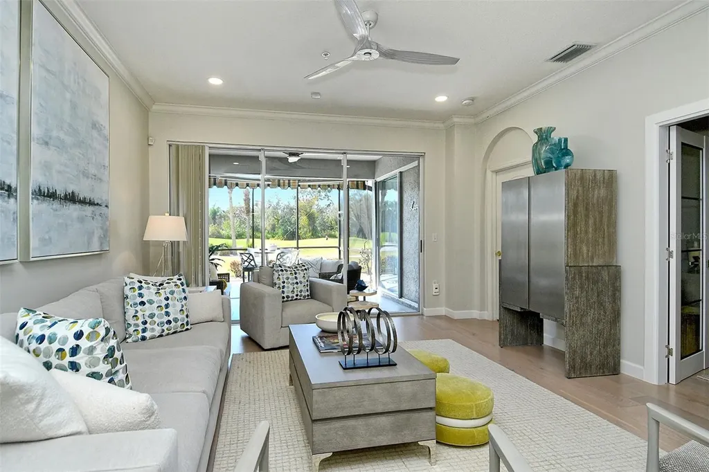 5253 Chase Oaks Drive Sarasota FL 34241