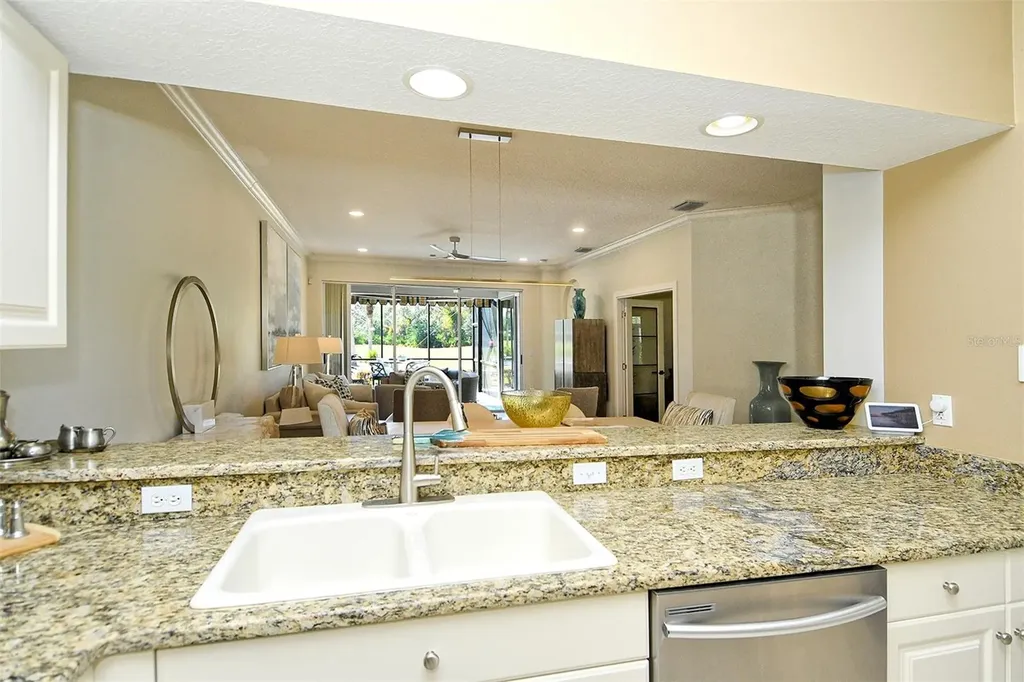 5253 Chase Oaks Drive Sarasota FL 34241
