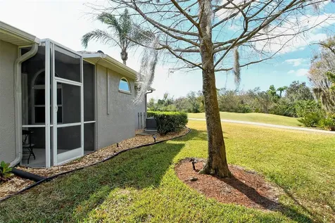 5253 Chase Oaks Drive Sarasota FL 34241