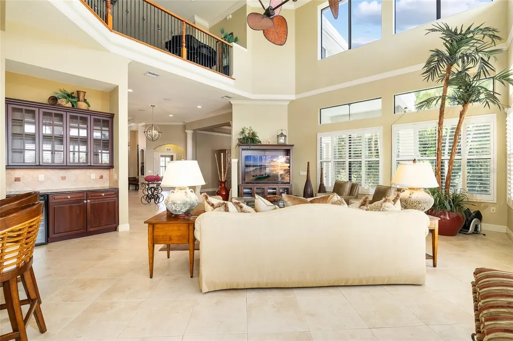4914 59th Avenue S St Petersburg FL 33715