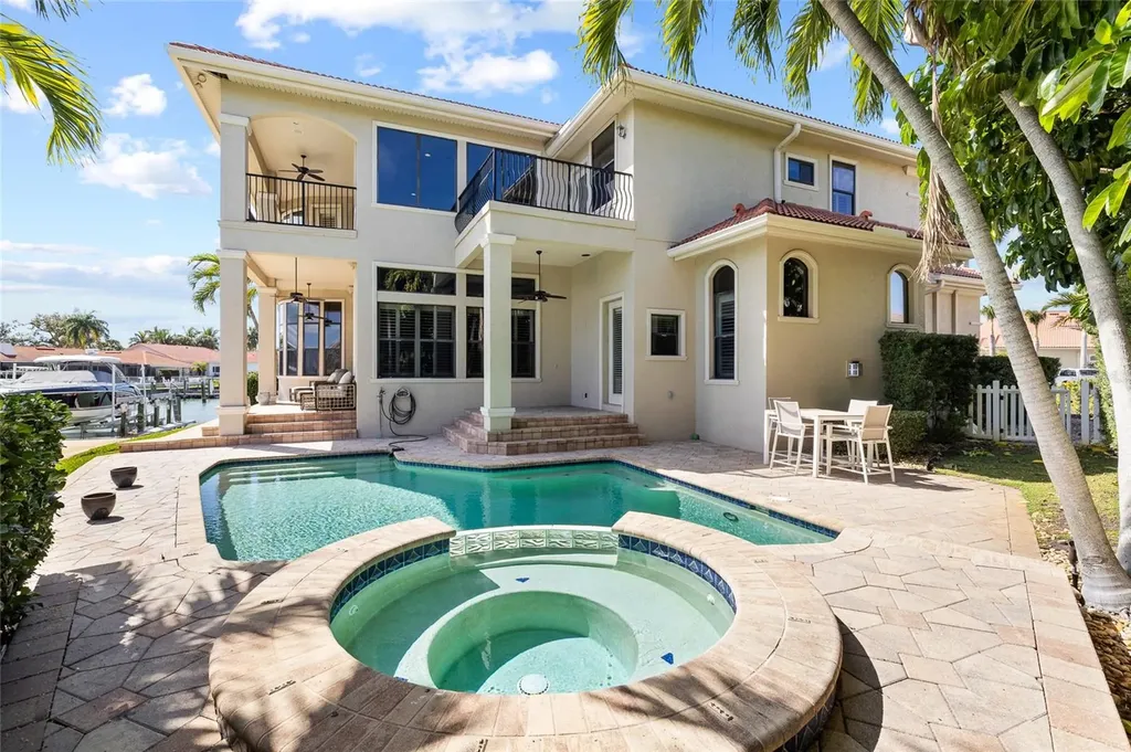 4914 59th Avenue S St Petersburg FL 33715