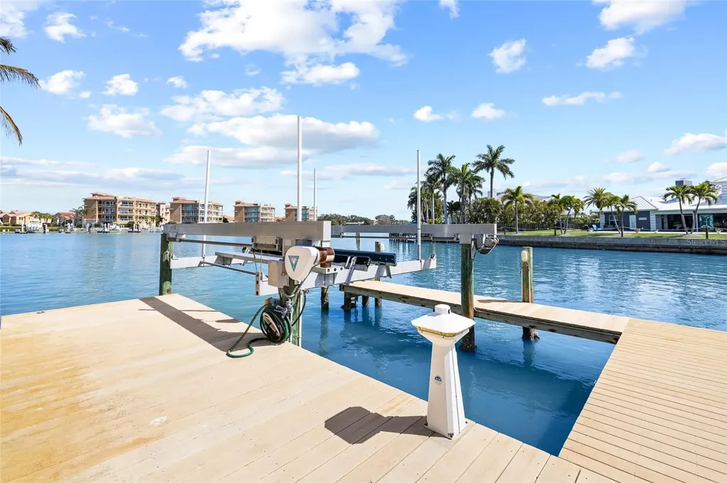 4914 59th Avenue S St Petersburg FL 33715