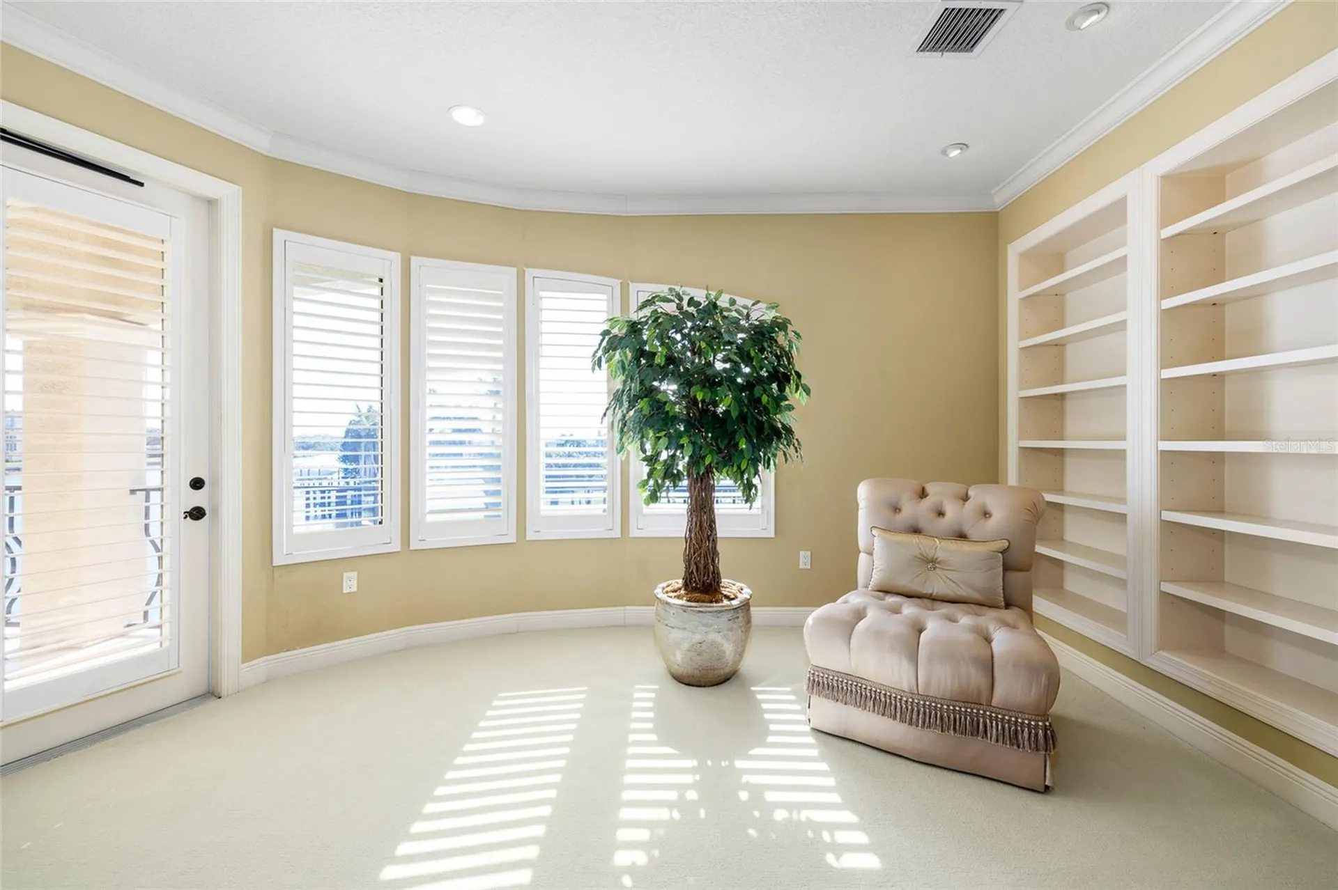 4914 59th Avenue S St Petersburg FL 33715
