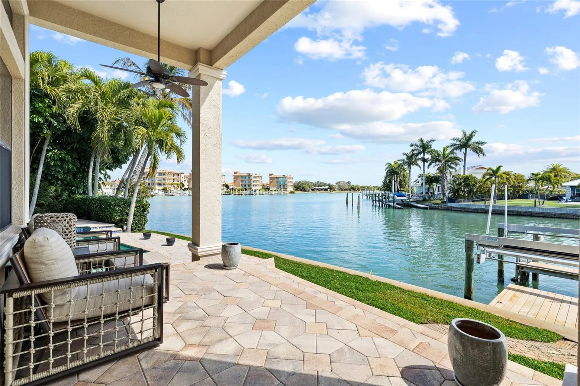 4914 59th Avenue S St Petersburg FL 33715