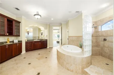 4914 59th Avenue S St Petersburg FL 33715