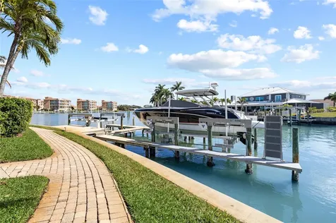 4914 59th Avenue S St Petersburg FL 33715