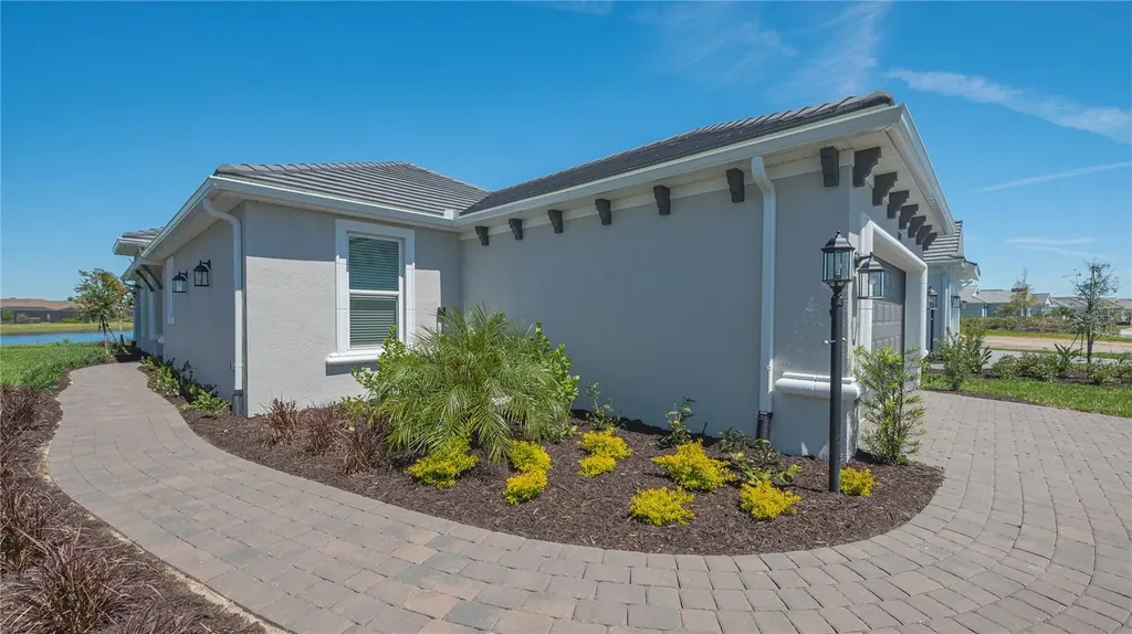16139 Isola Place Bradenton FL 34211