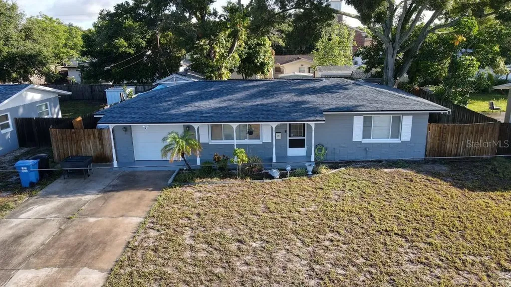4351 37th Avenue N St Petersburg FL 33713
