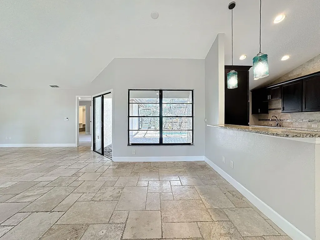8019 N Madeira Court Orlando FL 32836