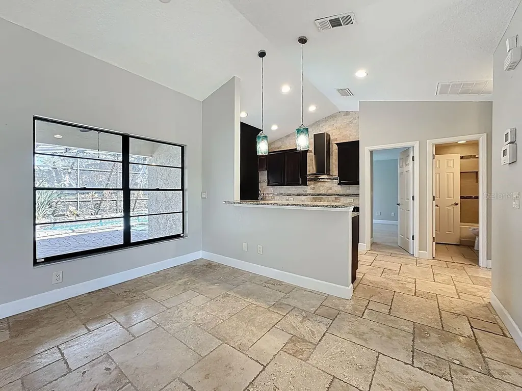 8019 N Madeira Court Orlando FL 32836