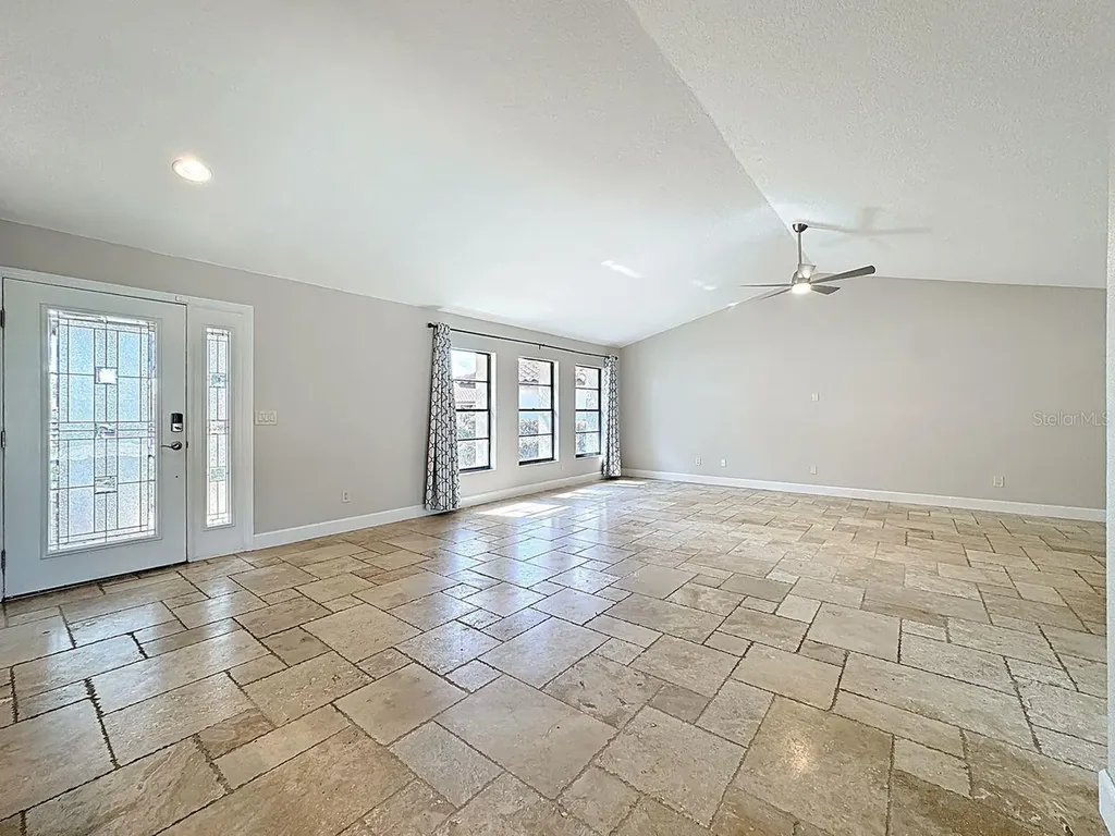 8019 N Madeira Court Orlando FL 32836
