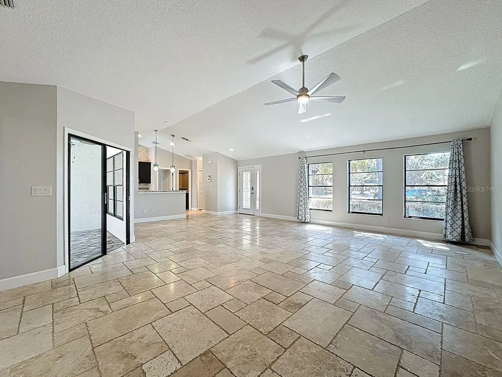 8019 N Madeira Court Orlando FL 32836