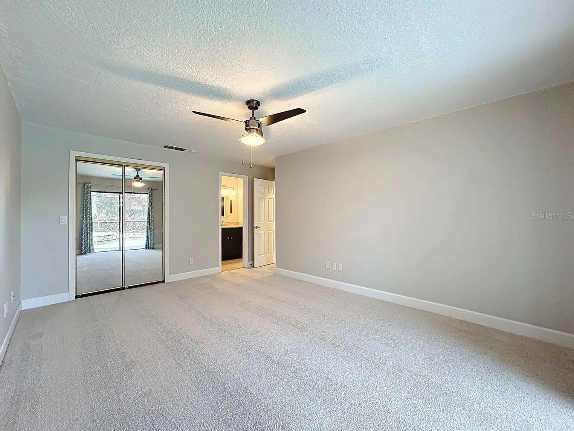 8019 N Madeira Court Orlando FL 32836