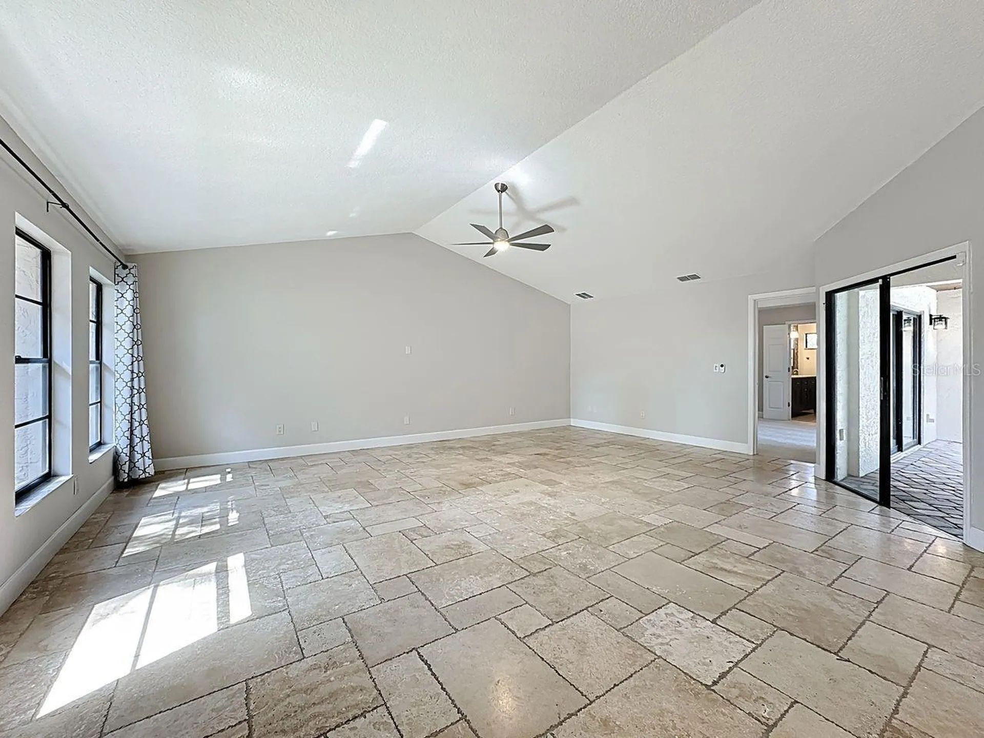 8019 N Madeira Court Orlando FL 32836