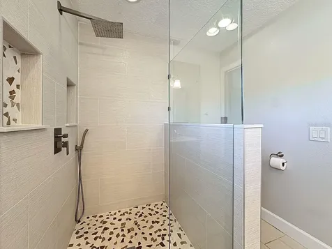 8019 N Madeira Court Orlando FL 32836