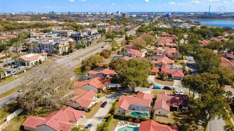 8019 N Madeira Court Orlando FL 32836
