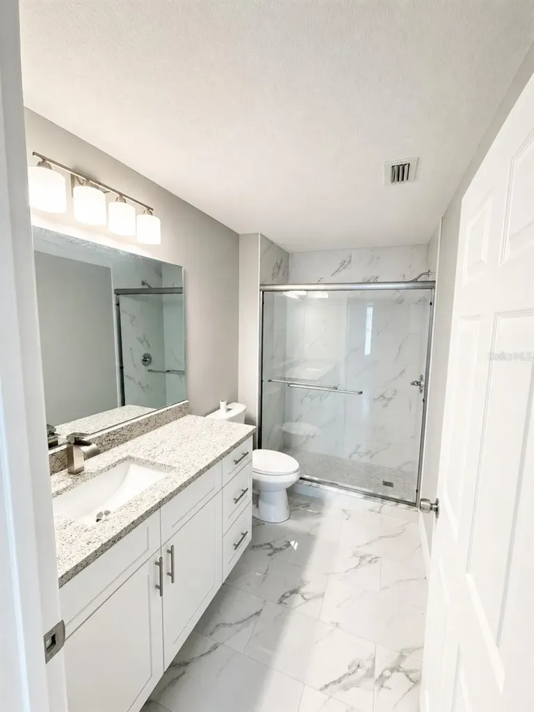 5447 Vineland Road Orlando FL 32811