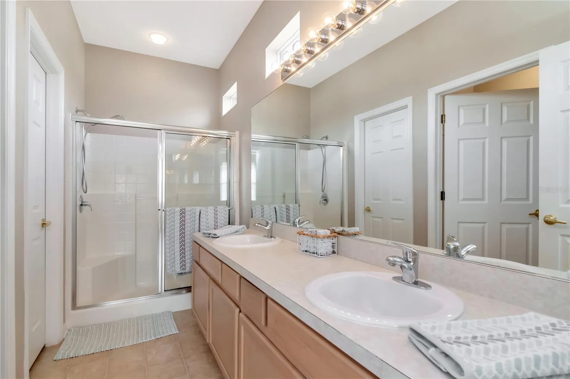 21433 Diamonte Drive Land O Lakes FL 34637