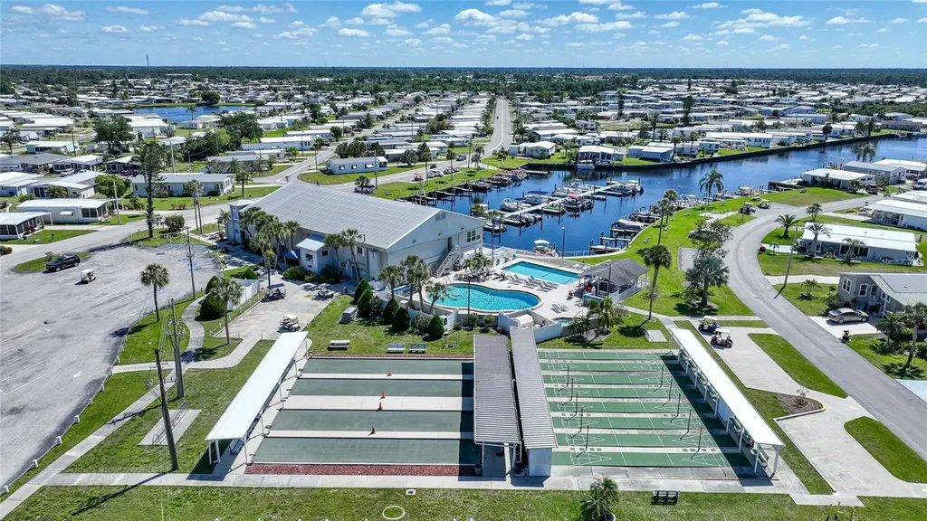 772 Imperial Drive North Port FL 34287